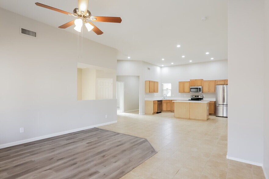 Building Photo - 3441 E Baranca Ct