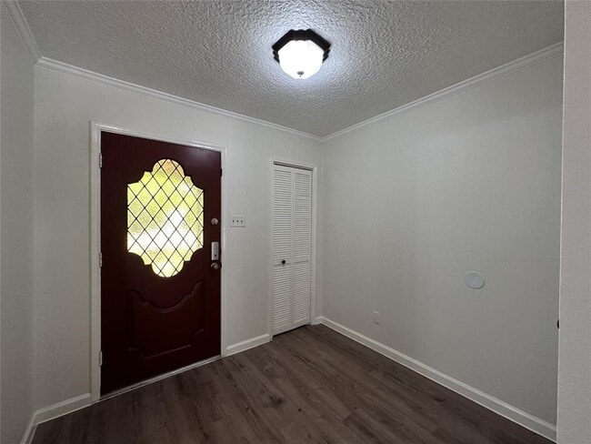 Building Photo - 7703 Braesridge Ct