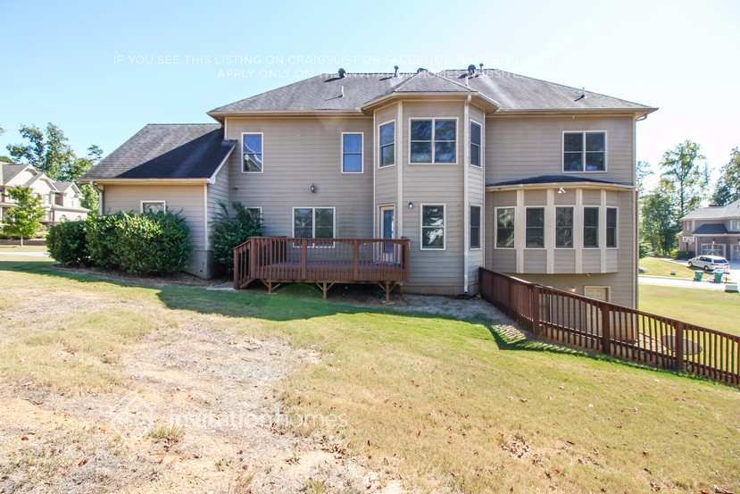 Building Photo - 120 Three Branches Dr