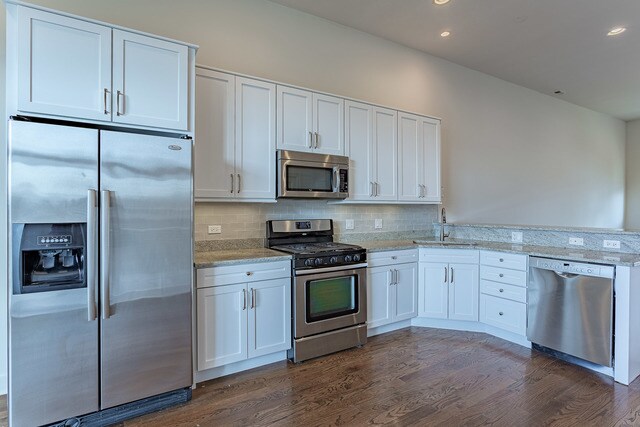 Building Photo - 2100 Greenwood St