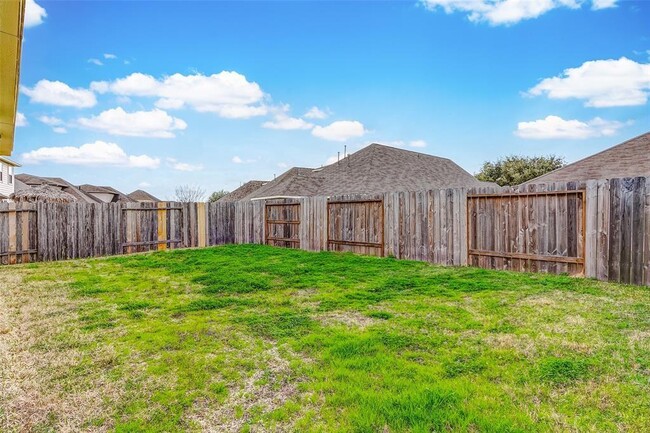 Building Photo - 22402 Lavaca Ranch Ln