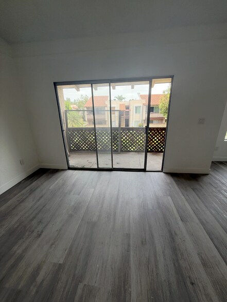 Building Photo - 700 W La Veta Ave