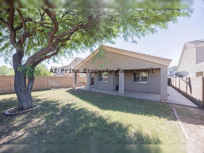 Building Photo - 10960 W Taft St