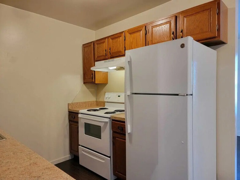 Building Photo - 1543 Lincoln Heights Ave