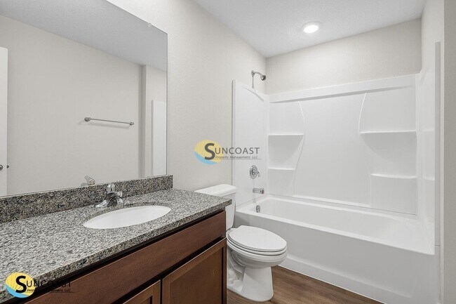 Building Photo - 6479 Sweetbay Ln