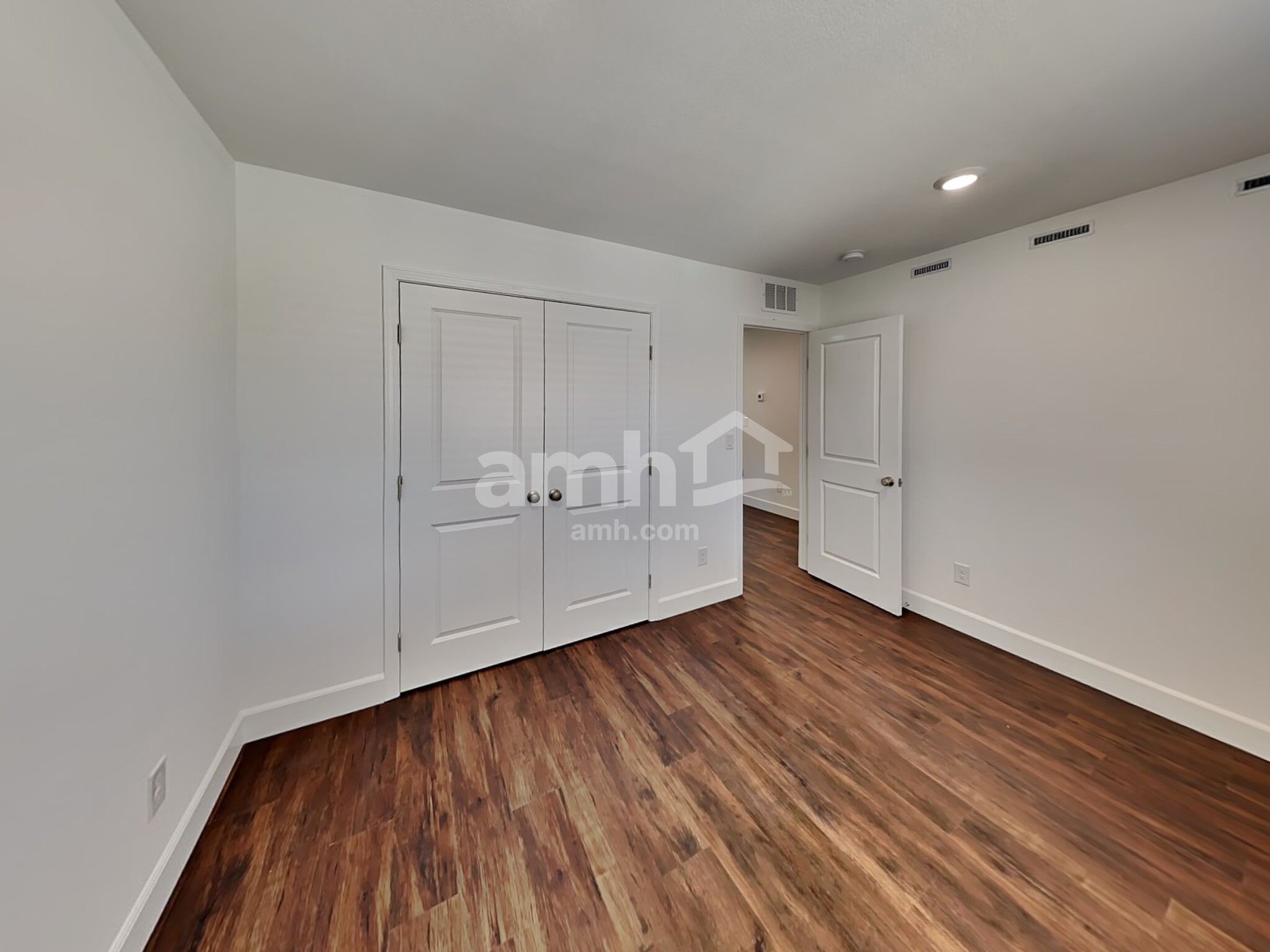 Building Photo - 8902 Tiger Tooth Ave