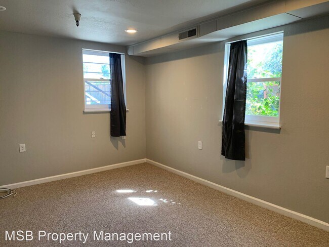 Building Photo - 2289 Bonifacio St