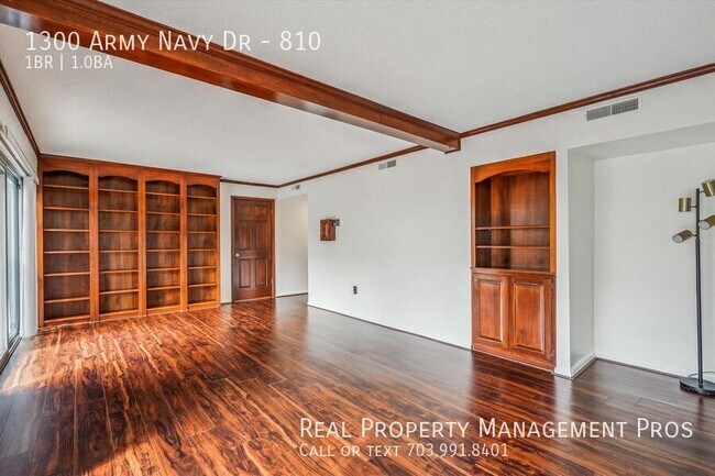 Building Photo - 1300 Army Navy Dr