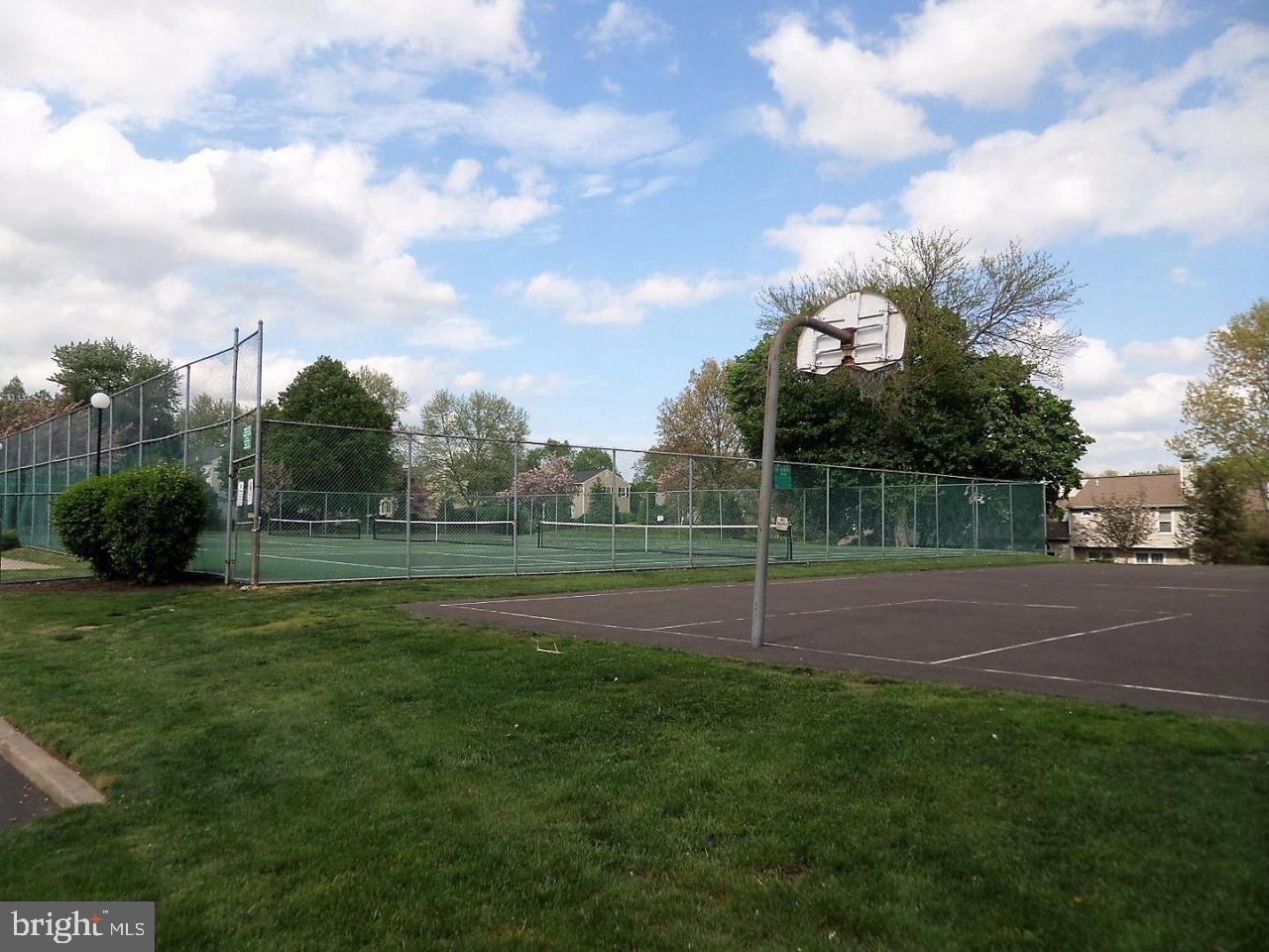 Building Photo - 171 Madison Ct