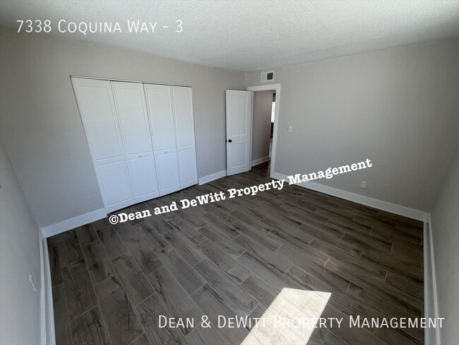 Building Photo - 7338 Coquina Way