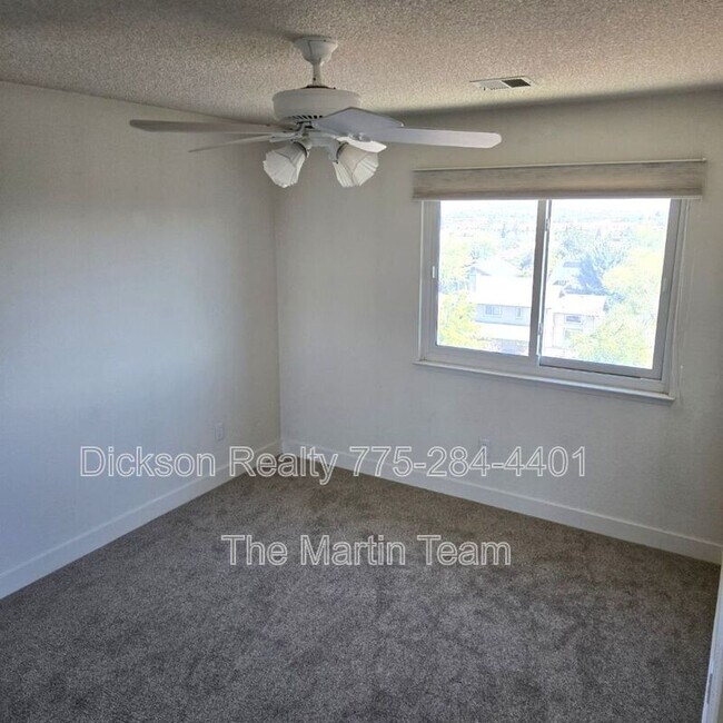 Building Photo - 1804 Quail Run Rd