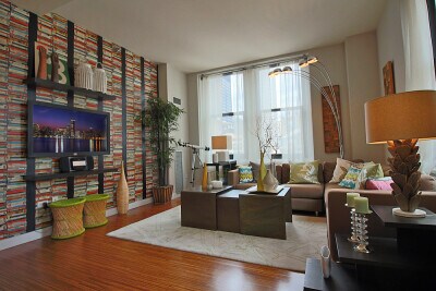 Building Photo - 69 E Lake St