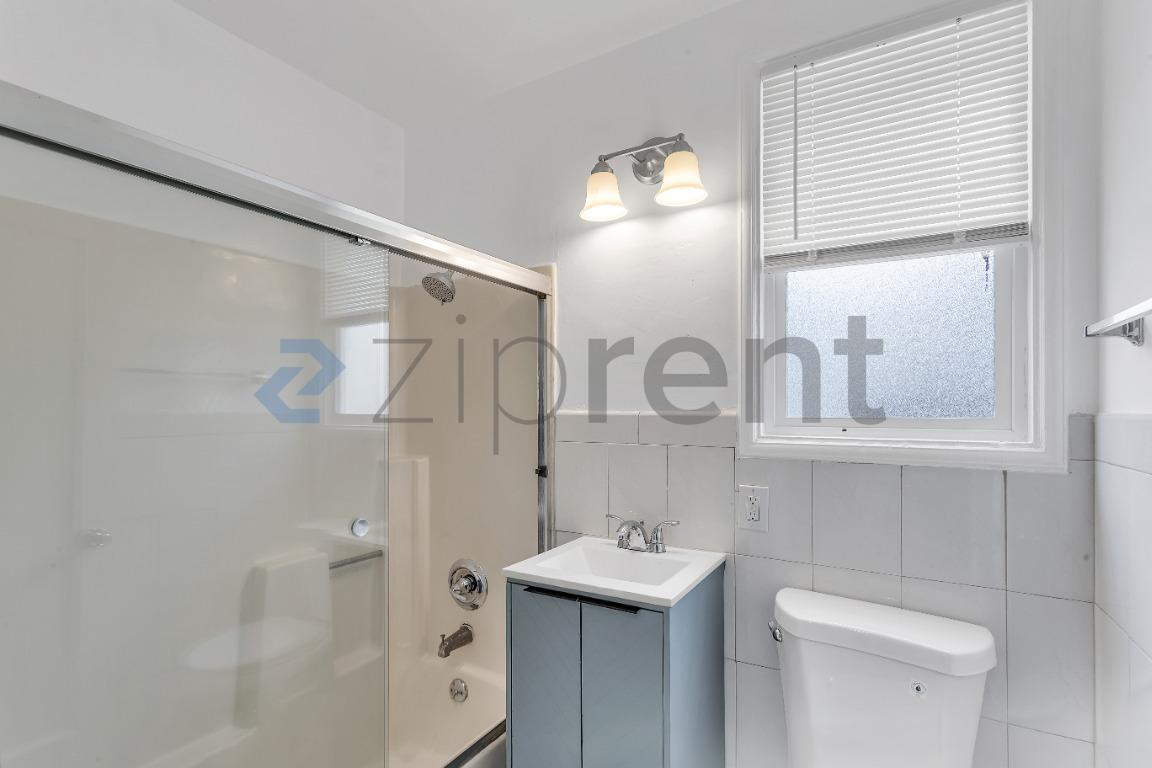 Building Photo - 2012 Cavallo Rd