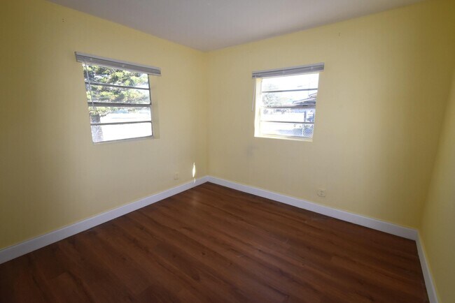 Building Photo - 2603 Booker St