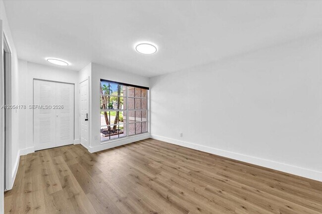 Building Photo - 12370 SW 52nd St
