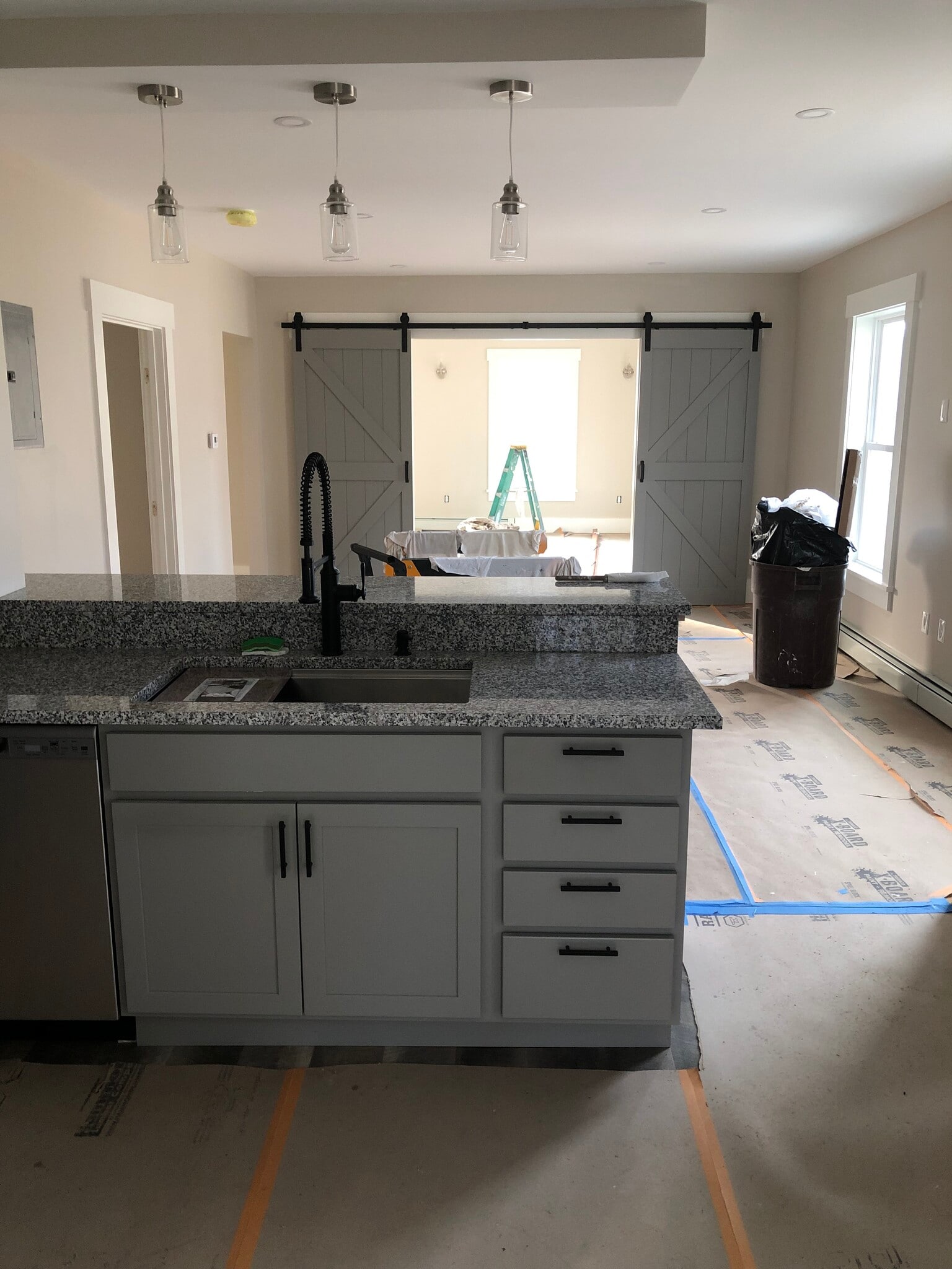 Building Photo - 556 Water St