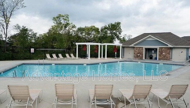 Building Photo - 2176 SW Timbertrace Ln