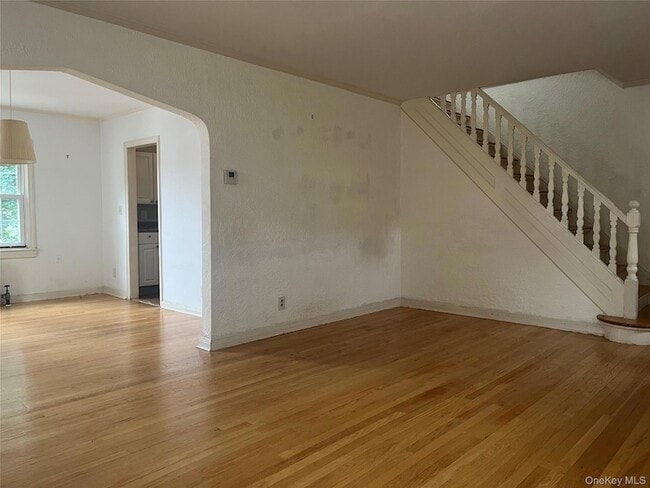 Building Photo - 248-29 Cambria Ave