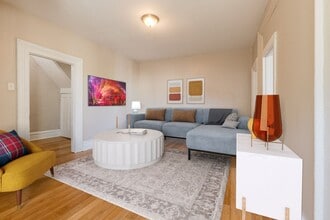 Building Photo - 35 Mt Oliver St