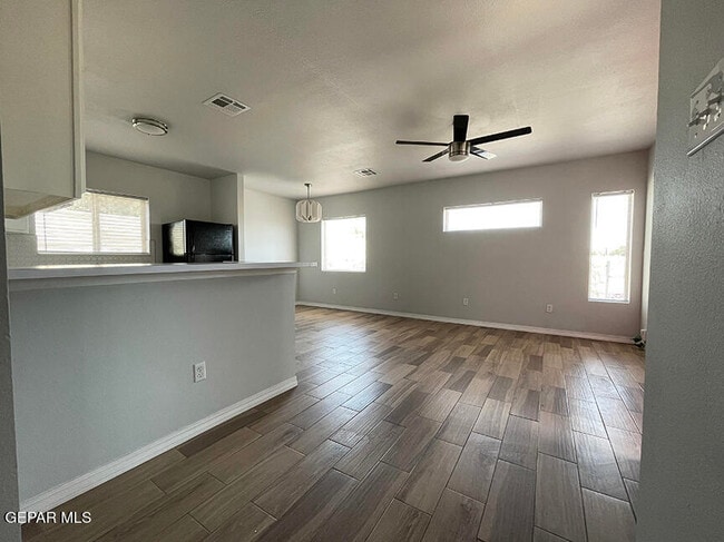 Building Photo - 9467 Landry McKee Ln