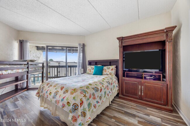 Building Photo - 5650 A1A S