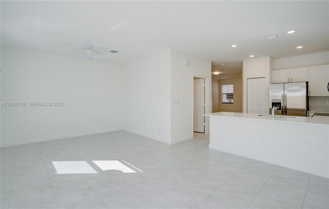 Building Photo - 23517 SW 129th Ave