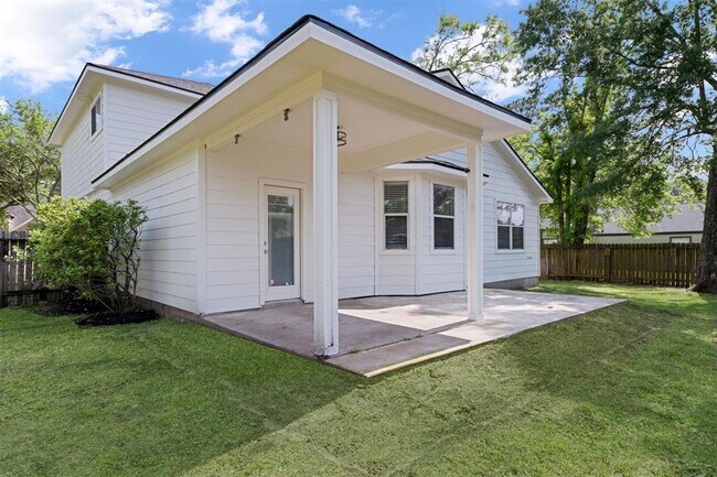 Building Photo - 16407 Azimuth Dr
