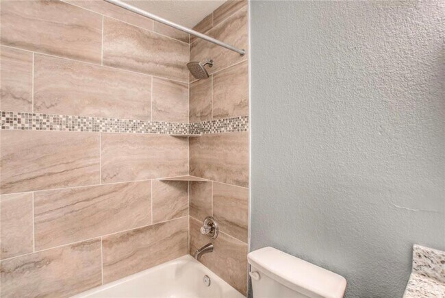 Building Photo - 16407 Grants Manor Ct