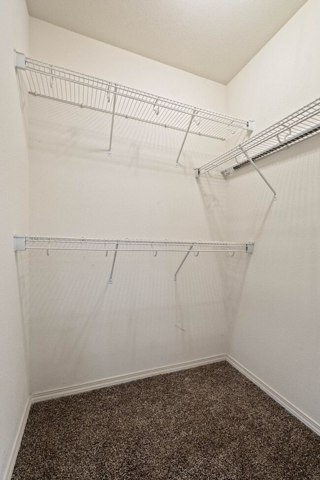 Building Photo - Charming 3-Bedroom Home in Prime Bentonville Location!