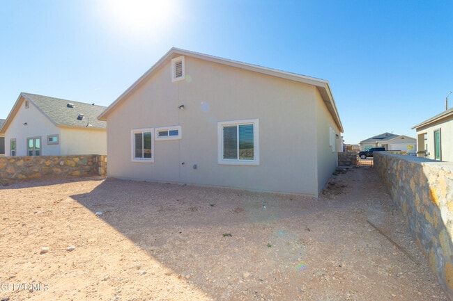 Building Photo - 5112 Joe Castillo St