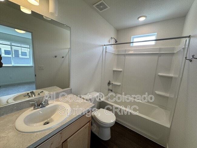 Building Photo - 6463 Crossdrum Point