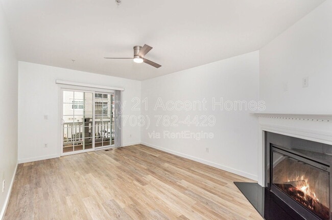 Building Photo - 22824 Ferncrest Terrace