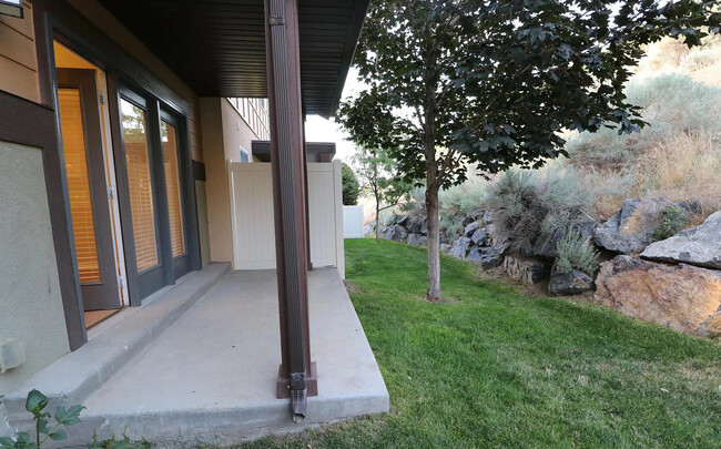 Building Photo - 14919 Ox Cart Ln