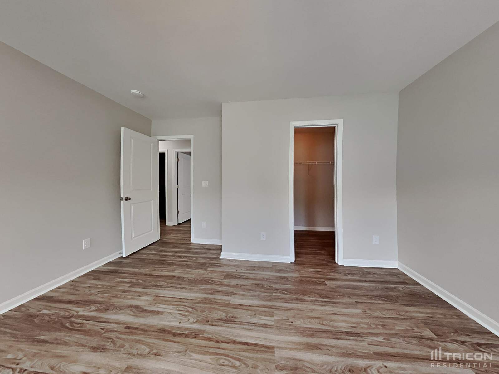 Building Photo - 2430 Dewey Creek Ln