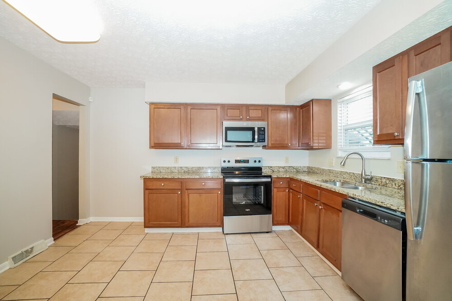 Building Photo - 999 Matterhorn Dr