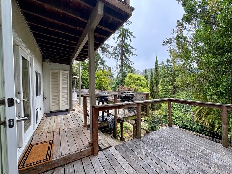 Building Photo - 5671 Cabot Dr