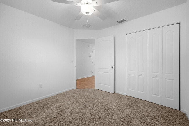 Building Photo - 67 Rose Dr