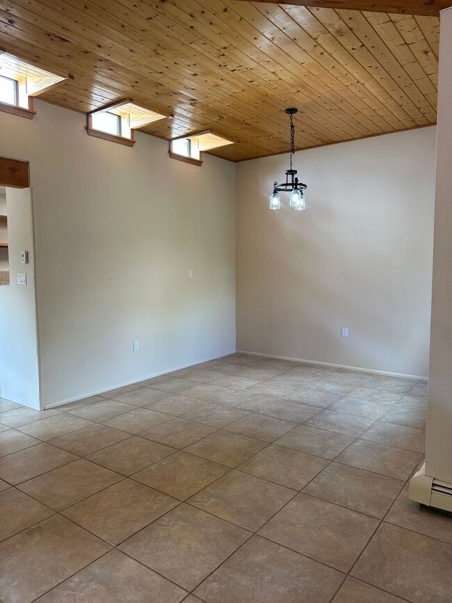 Building Photo - 2877 Plaza Blanca