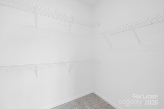 Building Photo - 3236 Stelfox St