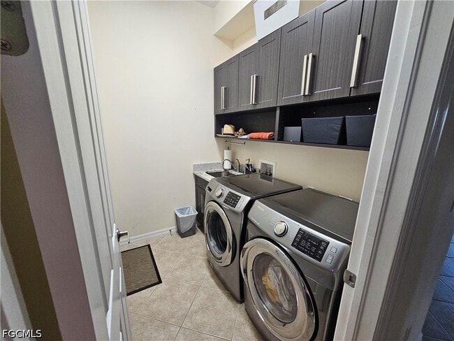 Building Photo - 2323 Bainmar Dr