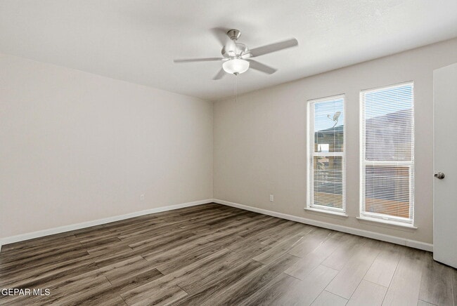 Building Photo - 10604 Springwood Dr