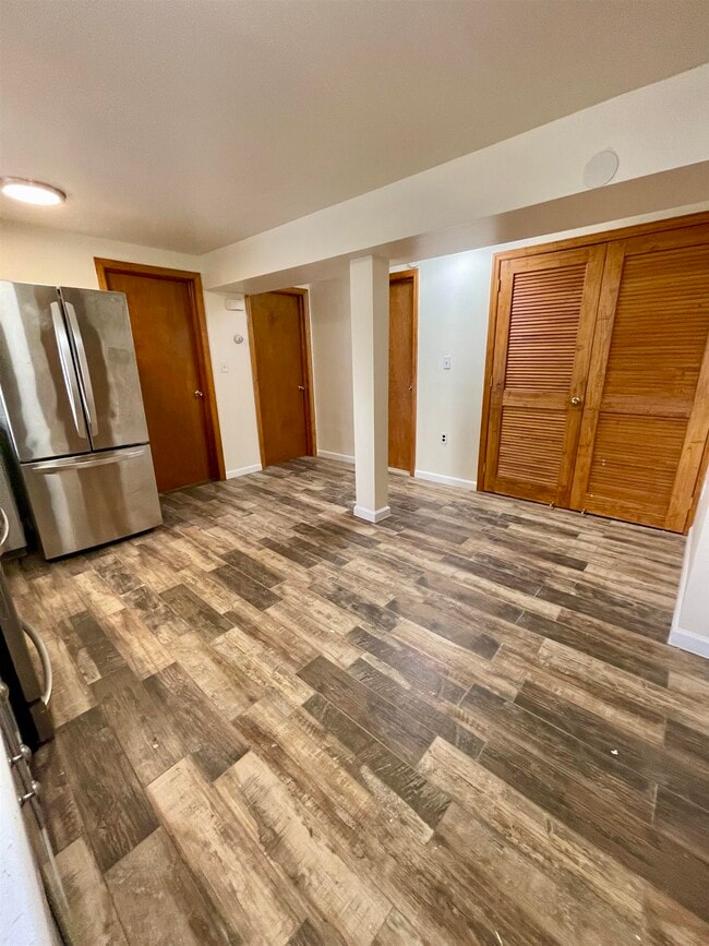 Building Photo - 230 Webster Ave