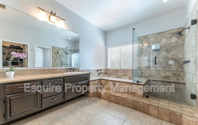 Building Photo - 5184 Churchwood Dr