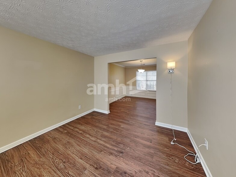 Building Photo - 4369 Windmoor Dr NW