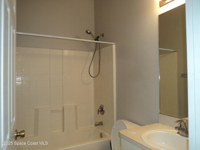 Building Photo - 1150 Cogan Dr