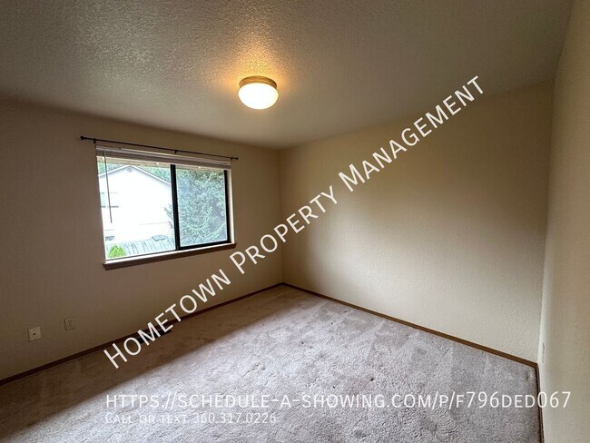 Building Photo - 5943 55th Way SE