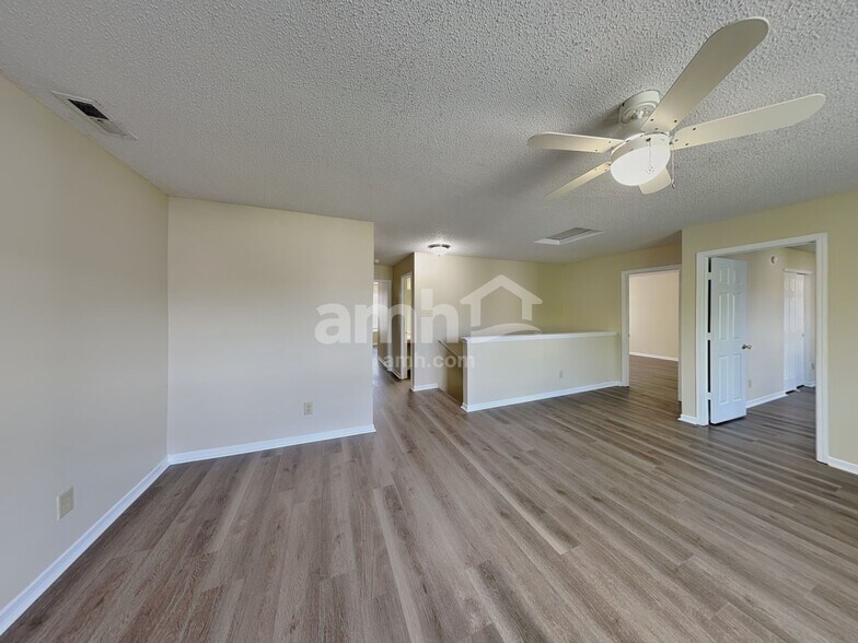 Building Photo - 2940 Hearthside Dr