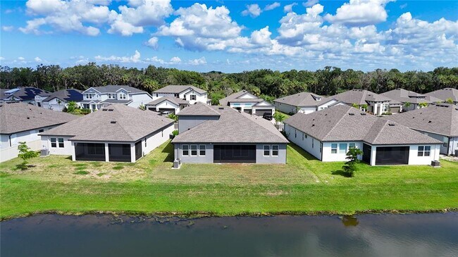 Building Photo - 5559 Trevesta Pl