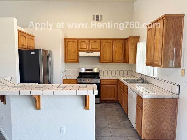 Building Photo - 6748 Quail Spring Ave