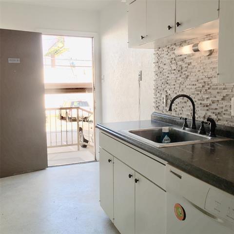 Building Photo - 11110 Valleydale Dr